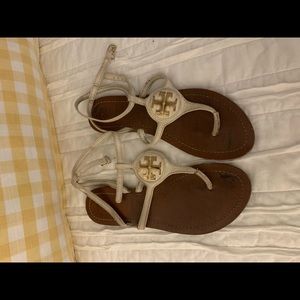 🌼WHITE TORY BURCH SANDALS🌼